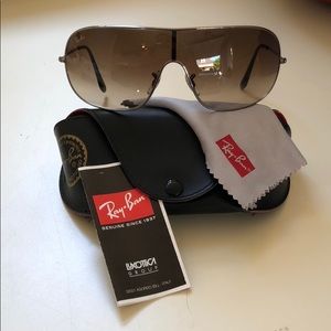 NWOT Men’s Ray-Bans!